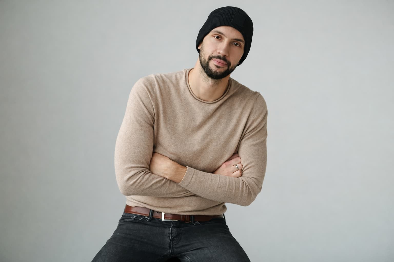 Modern férfi hajvágás casual stílusban budapesti prémium fodrászatban